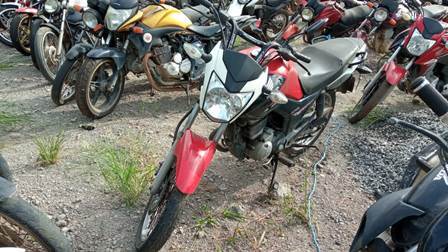 Documentável - Motocicleta - HONDA/CG150 FAN ESDI - ANO FA./MOD.: 2014/2015 - COR: VERMELHA
