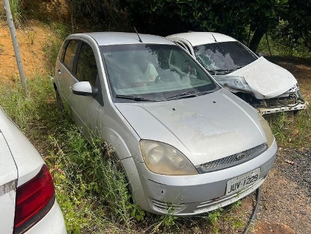 DOCUMENTÁVEL - FORD/FIESTA, COR: PRATA, ANO FAB.: 2004