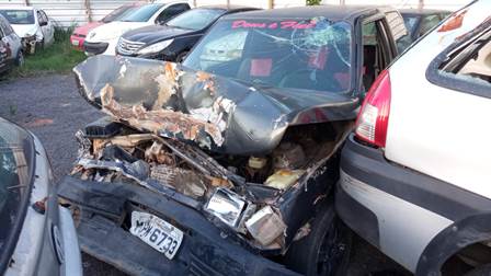 SUCATA MOTOR INSERVÍVEL - FIAT/UNO CS IE, COR: CINZA, ANO FAB.: 1993