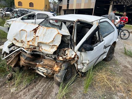 SUCATA MOTOR INSERVÍVEL - VW/GOL MI, COR: BRANCA, ANO FAB.: 1997